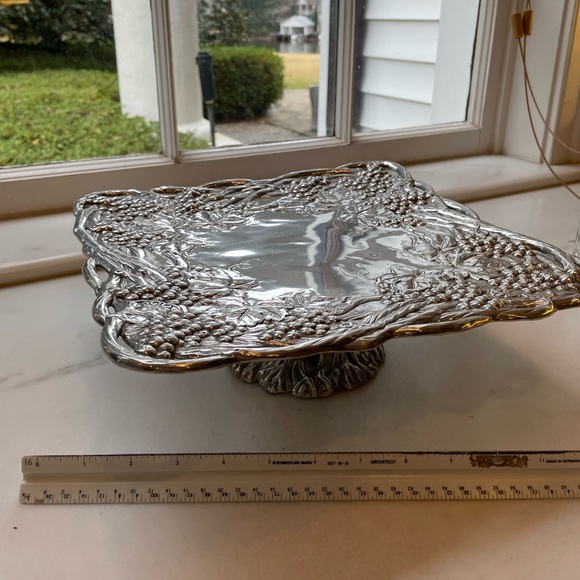 Arthur Court Grapes Aluminum Cake Stand - Picture 6 of 8